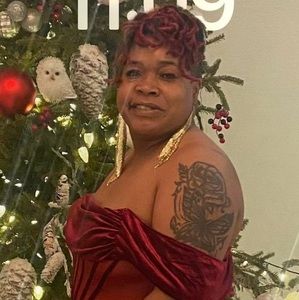 Meet your Posher, Karmona